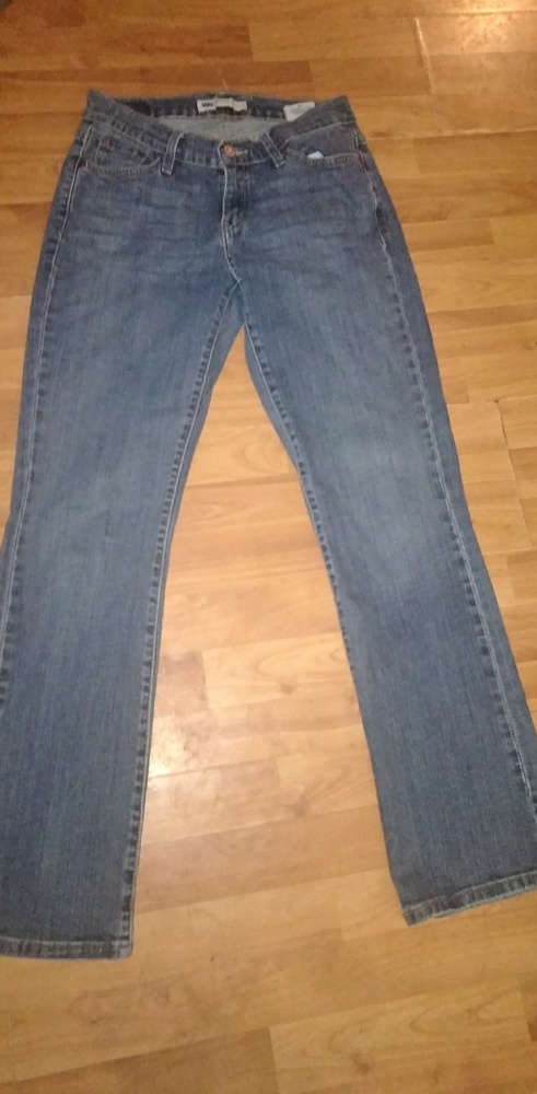 Levi's 529 curvy boot cut 8m /31 long